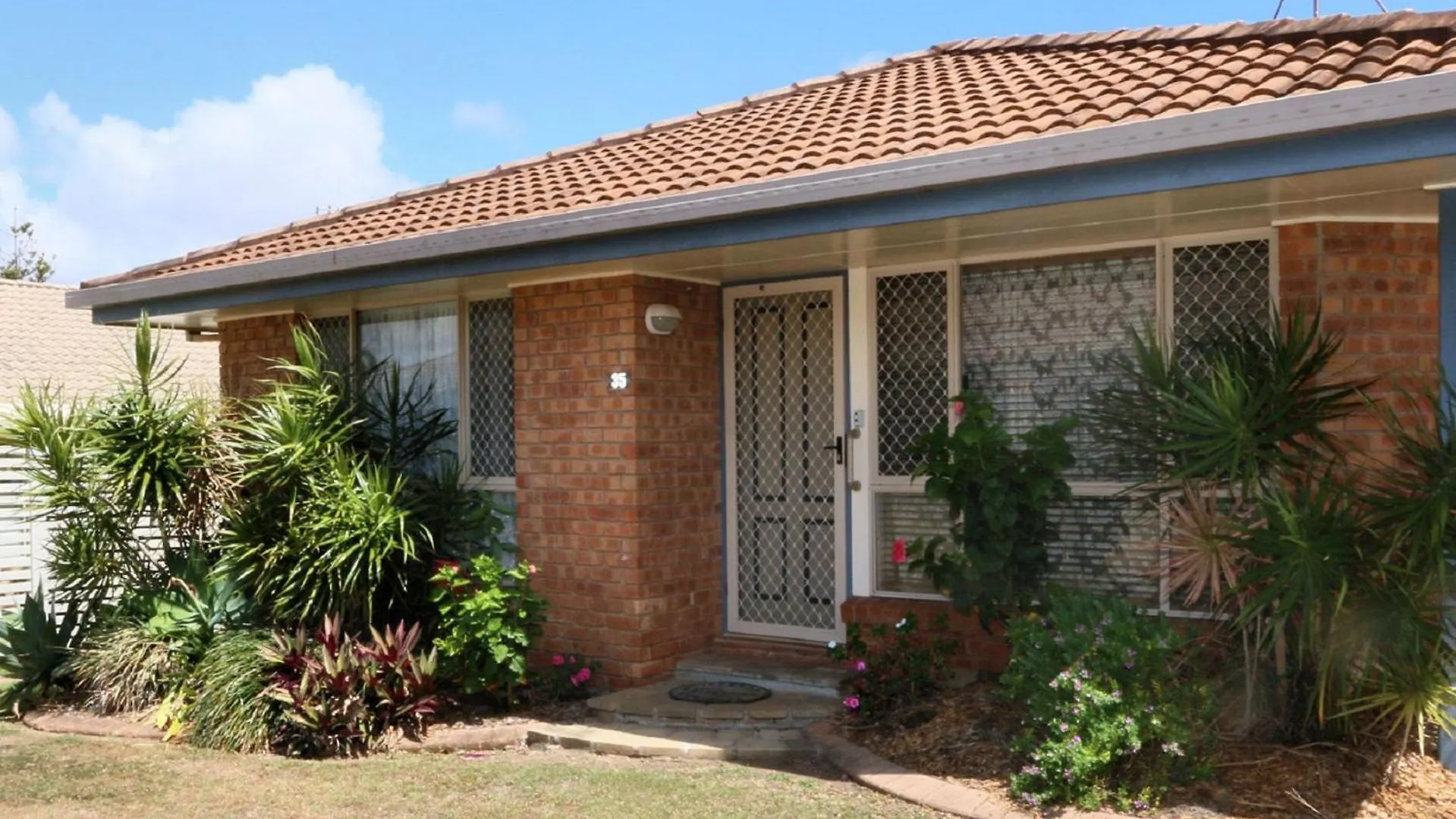 Unit 35 Lakeview Park Bargara